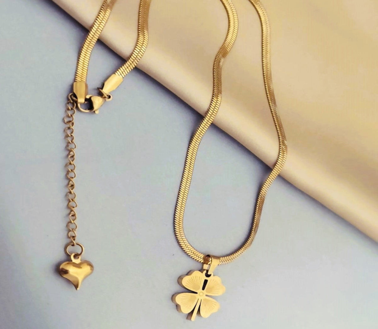 Stainless Steel 18K Gold Plated Clover Leaf Necklace